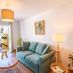 188 Apartments - Lantana - Pool, Garden And Patio